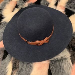 NWT: Echo Navy Wool Felt Floppy Hat